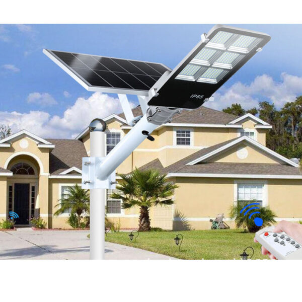 Đèn đường phố năng lượng mặt trời rời thể công suất 200W